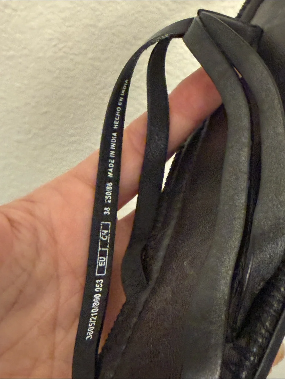 Zara Black Satin Strappy Toe-Post Sandals - Picture 3 of 4